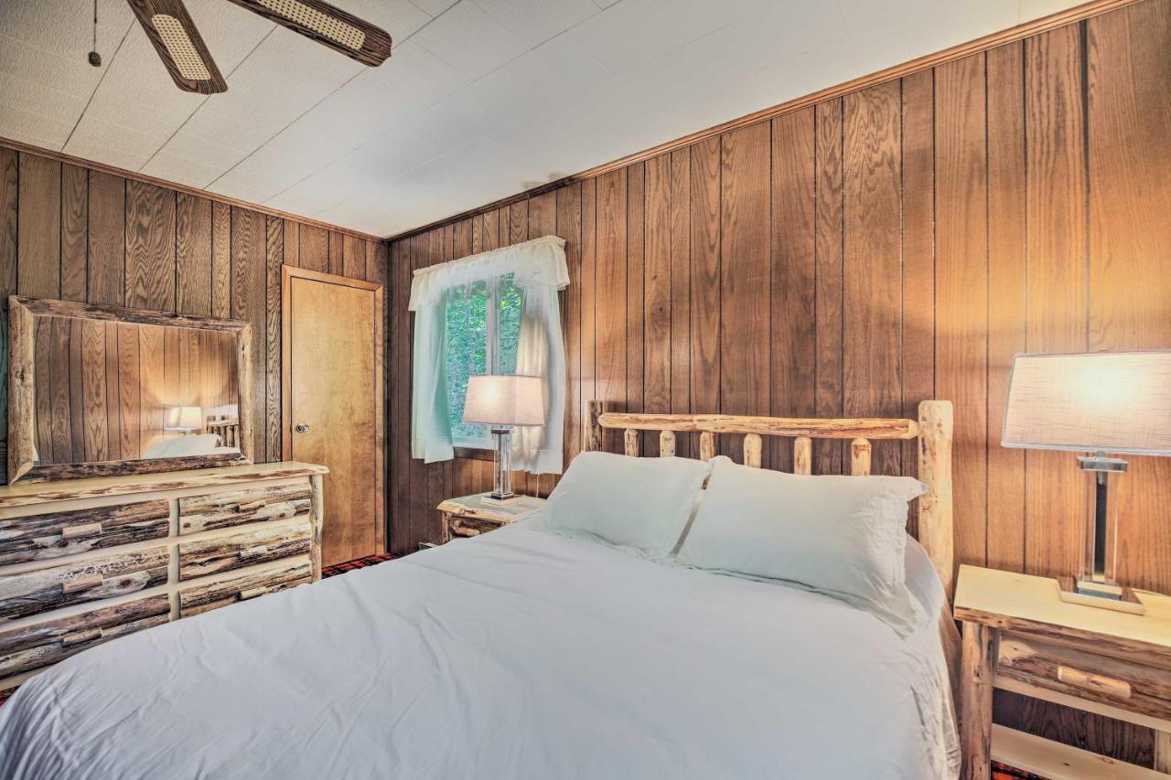 Cozy Adirondacks Cabin Walk To Lake Eaton! Jay Екстер'єр фото