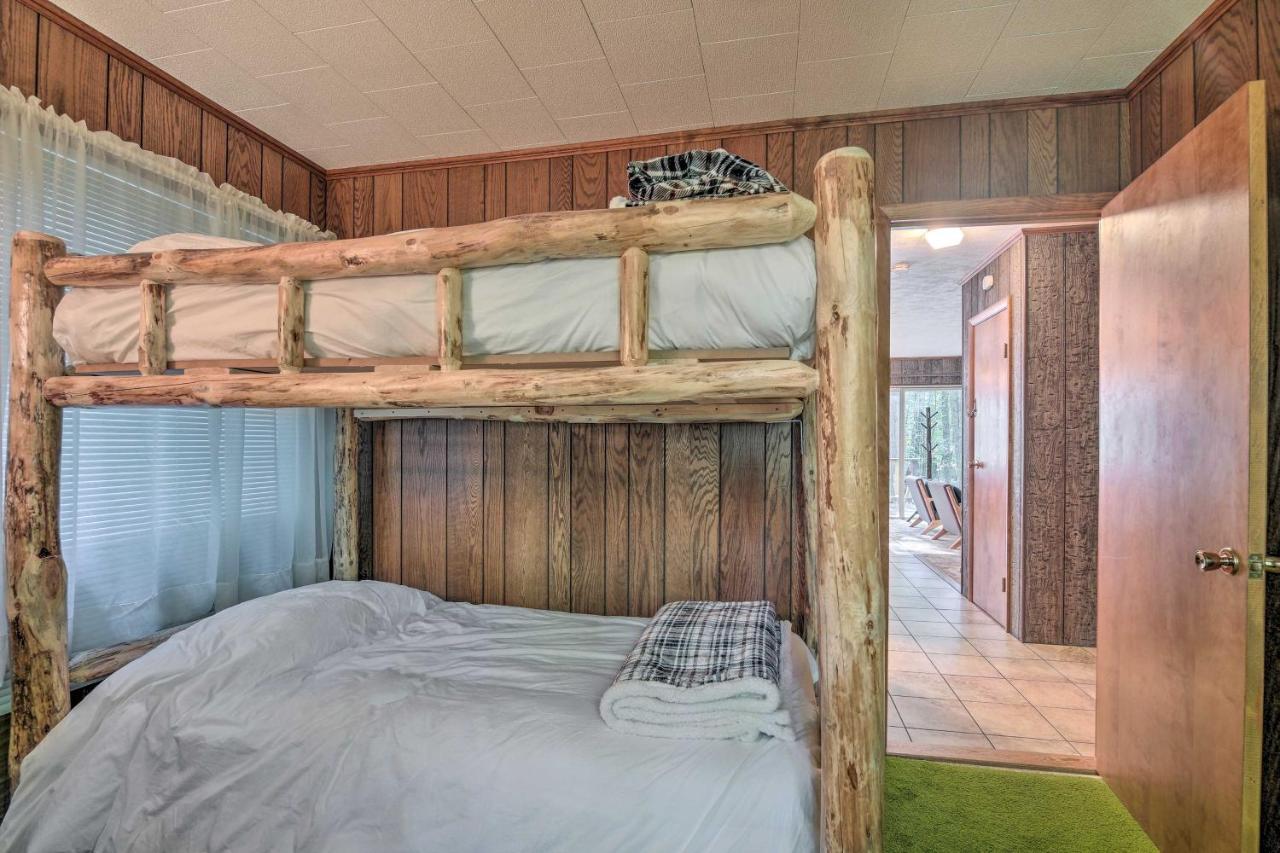 Cozy Adirondacks Cabin Walk To Lake Eaton! Jay Екстер'єр фото